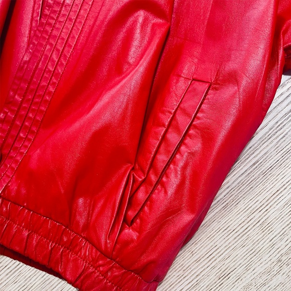 Vintage Red Leather Bomber Jacket - Picture 5 of 5